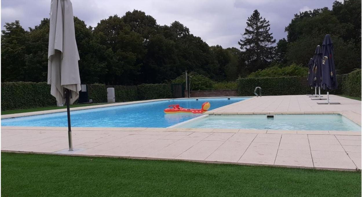 Zonnig Appartement Golf Van Durbuy Eksteriør billede