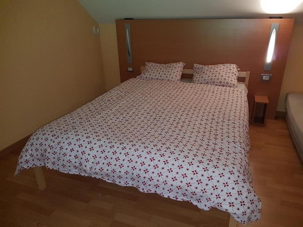Zonnig Appartement Golf Van Durbuy Eksteriør billede